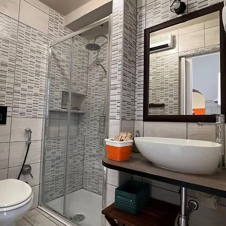 Apartament Chiaia Sunny Flat With Balcony - Next To Seaside! *
