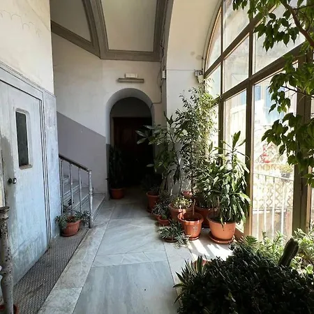 Chiaia Sunny Flat With Balcony - Next To Seaside!